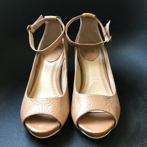 Frye Mary Jane peep toe pump